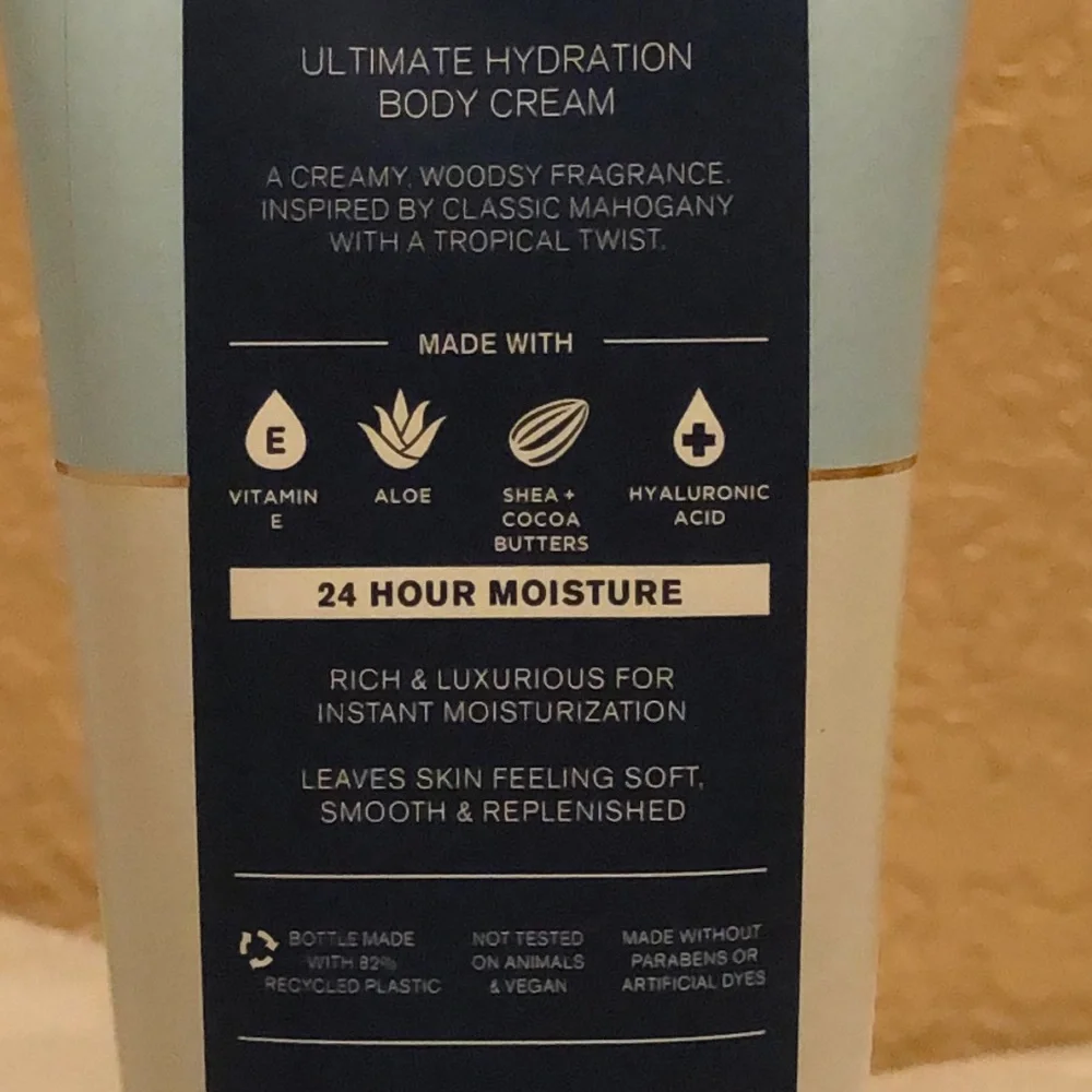 NWT RARE & HTF Bath & Body Works Mahogany Coconut Body Cream. 8 oz.